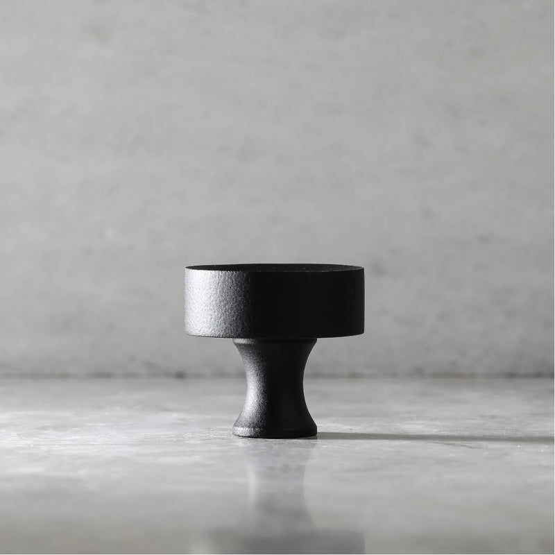 Atticus Hook Blackest Black