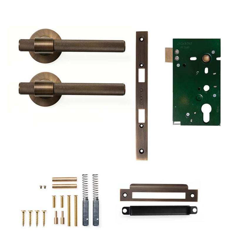 Momo Belgravia Knurled Lever Mortice Passage Set - Bronze
