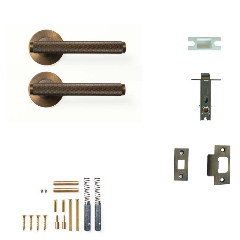 Momo Bellevue Knurled Lever Tubular Latch Passage Set - Bronze