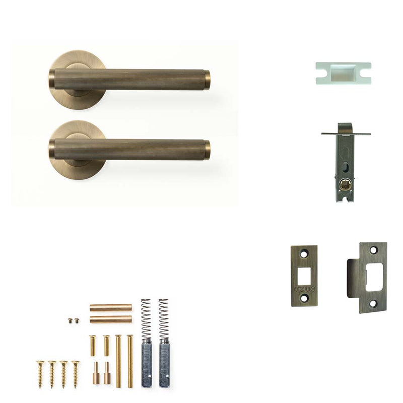 Momo Bellevue Lined Lever Tubular Latch Passage Set - Dark Brushed B