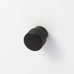 Cascade 25mm Knob Matt Black
