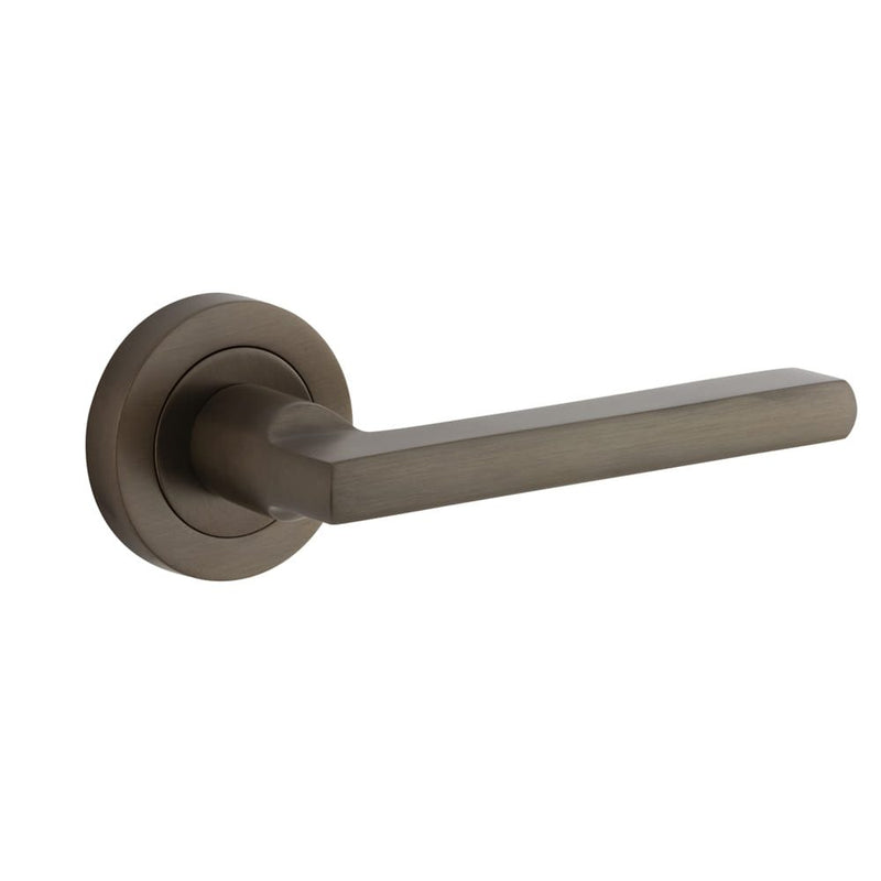 Door Lever Baltimore Round Rose Signature Brass