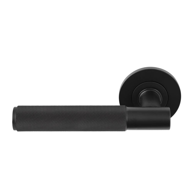 Verge Diamond Knurled Lever Round Rose Passage Set Matt Black