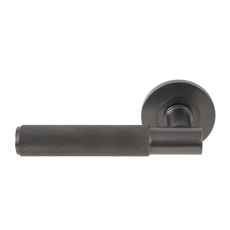 Verge Diamond Knurled Lever Round Rose Passage Set Graphite Nickel