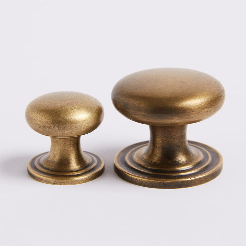 Kew Knob Large Acid Washed Brass