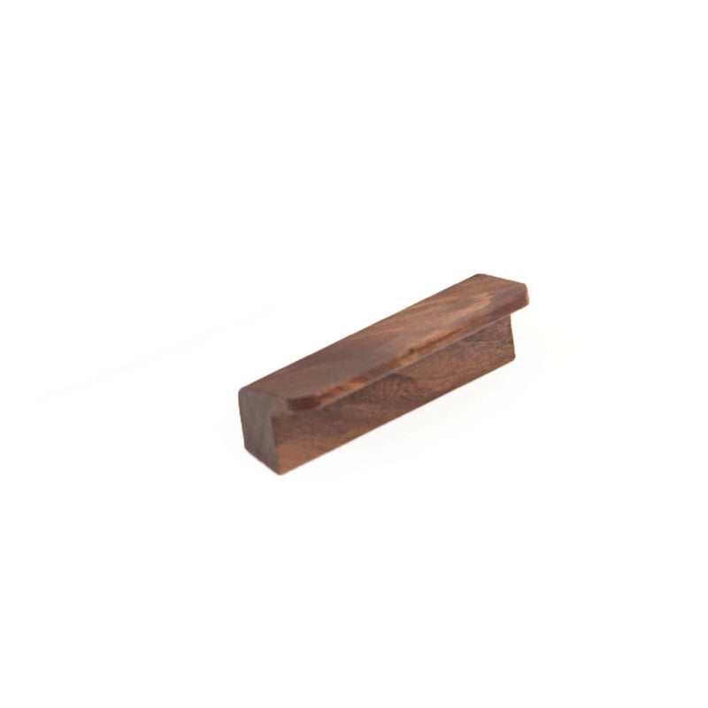 Momo Flapp Pull Timber Handle 70mm In Brushed Walnut